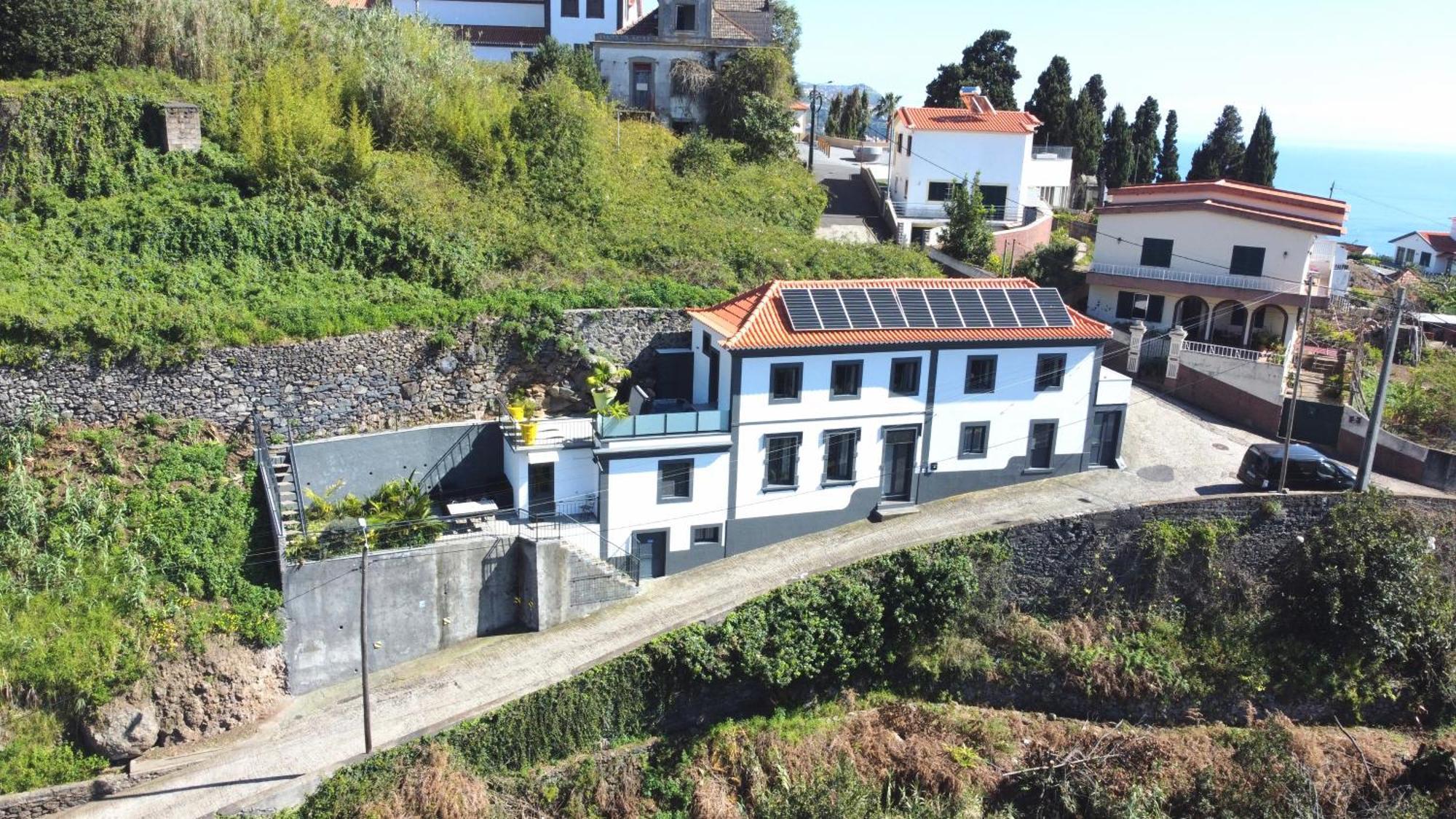 Espirito Do Mar - Premium Villa With Jacuzzi Estreito Da Calheta Екстериор снимка